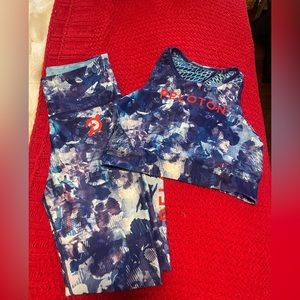 Peloton Sports Bra and Reversible Legging Set